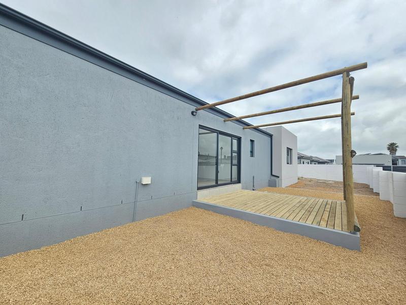 3 Bedroom Property for Sale in Myburgh Park Western Cape